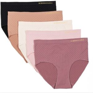 BCBGMAXAZRIA - 5-Pack Seamless Panty Set / Women’s Underwear Brief